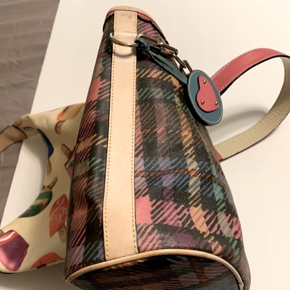 Dooney & Bourke Plaid Shoulder Bucket Chain Handbag - Picture 10 of 12